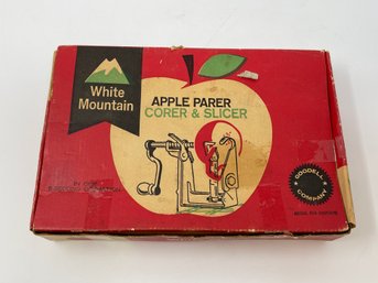 Vintage Apple Peeler In Original Box