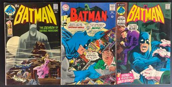 Group Of Vintage Batman Comics - #227, #199, #229