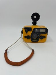 Vintage Sea & Sea Motormarine 35 1:28 35mm Underwater Camera