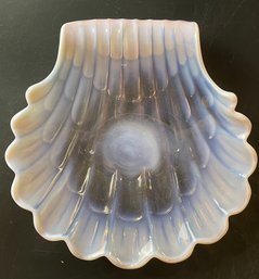 Art Glass Shell Dish Iridescent