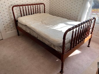 Antique Full Size Jenny Lind Spindle Bed