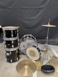 1960s Rogers Power Tone Drum Set In Black With Grey Speckle Interiors