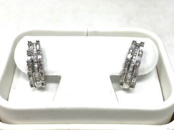 14k Gold Diamond Earrings 5.8g (77)