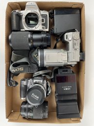 Vintage Camera Lot - Minolta, Sony, Kodak