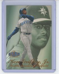 1998 Showcase Ken Griffey Jr