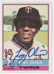 1976 Topps Tony Oliva Signed