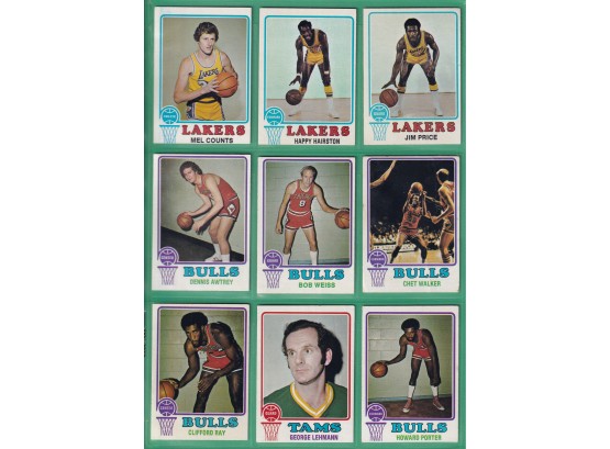9 1973-74  Topps Basketball Cards