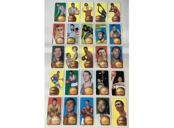 Multiple 1970-71 Topps Basketball Cards !