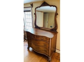 20th Century Antique Chest Of Drawers With Attached Mirror And Carved Lions Feet - Original Key