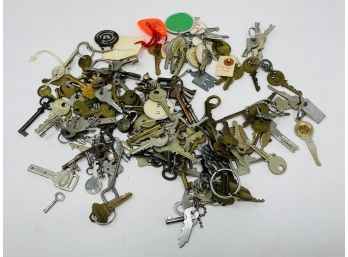 Large Collection Of Vintage Keys