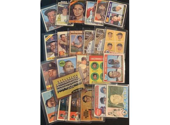 Estate Fresh 1960s Baseball Card Lot