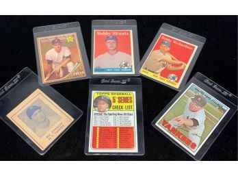 Estate Fresh Vintage New York Yankees Card Lot