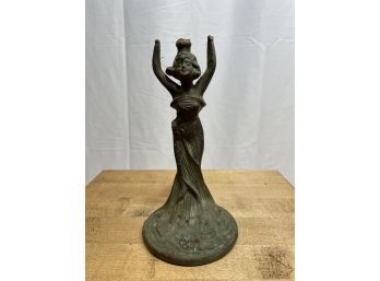 Pot Medal Sculpture Of A Woman