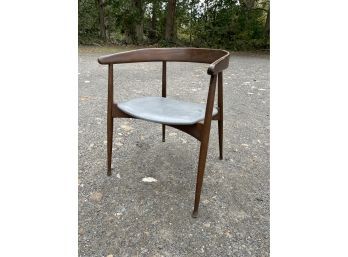 Mid Century Modern Arm Chair In Walnut