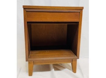 Mid Century Modern Night Stand With One Drawer