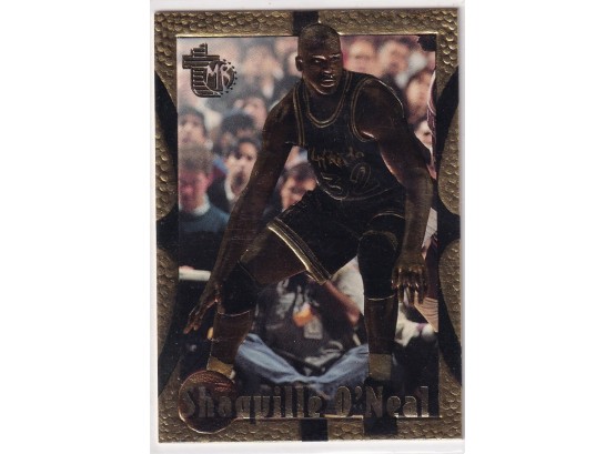 1995 Topps Embossed Shaquille O'Neal