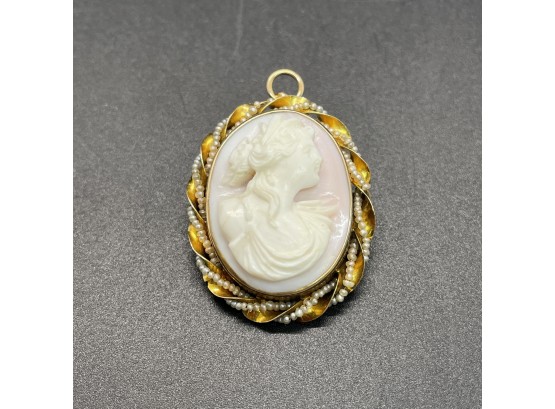 Vintage 10k Gold Cameo With Seed Pearl Detail