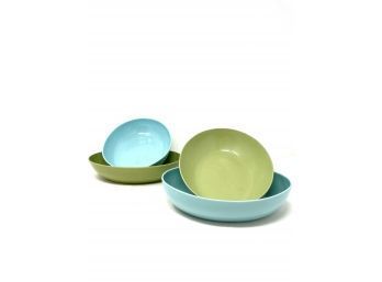 Vintage Oval Melamine Bowls In Avocado And Blue