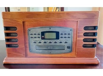 Crosley Record Player/ Radio / Cassette