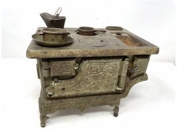 Antique Metal Cast Iron Crown Salesman's Sample Kitchen Cooktop Stove