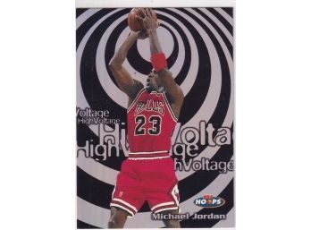 1998 NBA Hoops Michael Jordan High Voltage Insert