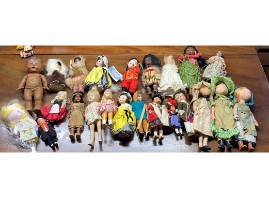 Large Lot Of Vintage Dolls