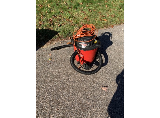 Like New Condition Shop Vac