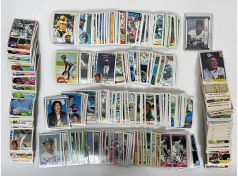 Large Lot Of Vintage Baseball Cards (2)