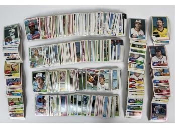 Large Lot Of Vintage Baseball Cards (1)