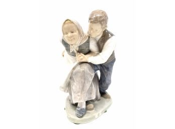 Royal Copenhagen Figurine Of Dancing Farm Couple No 1326