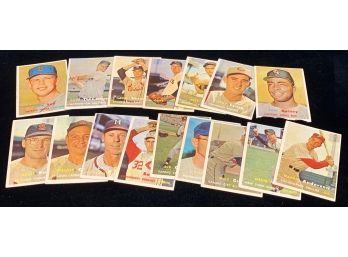Estate Fresh Lot Of 1957 Topps Baseball Cards