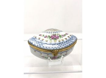 Limoges - Hand Painted - Porcelain - Trinket Box