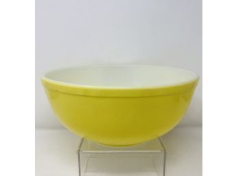 Vintage Pyrex Yellow Large  Mixing Bowl