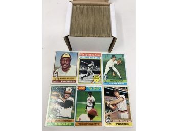 1976 Topps Baseball 200 Card Lot With Stars