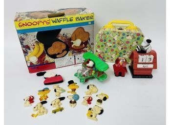Vintage Snoopy Collectibles Lot