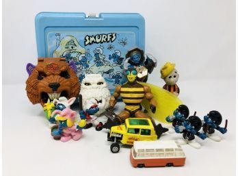 Vintage Smurfs Lunchbox With Vintage Toys