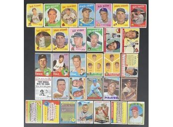 Large Lot Of Vintage Topps Baseball Cards