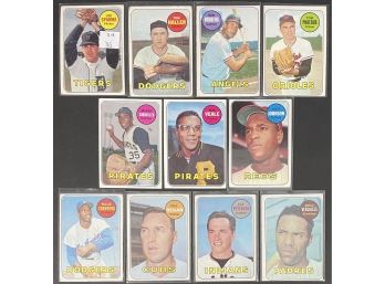 Lot Of 11 1969 Topps Baseball Cards
