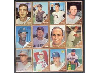 Lot Of 12 1962 Topps Baseball Cards