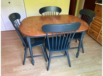 Sturdy Country Kitchen Table And Chairs - Includes 6 Chairs And An Additional Table Leaf