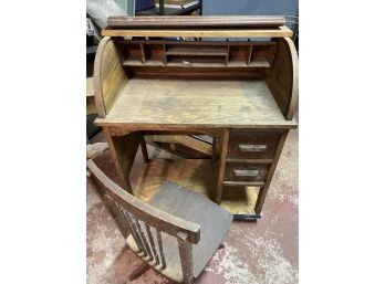 Antique Children's Roll Top Desk And Chair - Roll Top Is Off But Present, See Photos