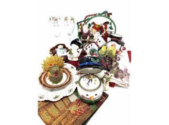 Large Mixed Holiday Tableware And Decor Collection