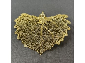 Unique Nature's Jewelry Preserved Leaf Covered In 24kt Gold Pendant 2.63g
