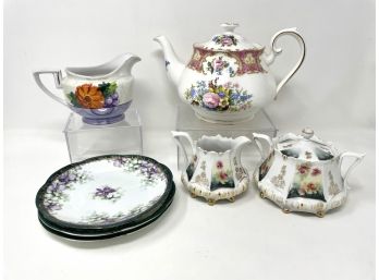 Mixed Lot Of Tea / Coffee Service Pieces
