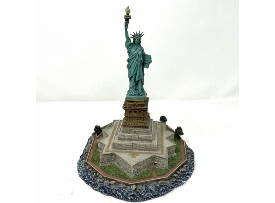 Statue Of Liberty Numbered Statue By Harbour Lights 'Liberty Enlightening The World'