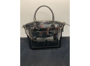 Estate Fresh Brand New Dooney And Bourke Patent Leather Hand Bag