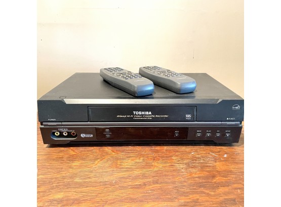 Toshiba 4 Head Hifi VCR Commercial Skip With Two Remote Controls