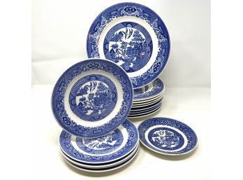 Collection Of Antique Blue Willow Plates - 9 Dinner, 5 Salad/dessert And 1 Saucer