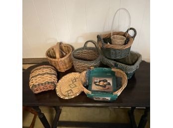 Large Lot Of Baskets, Each With Green Accents!