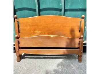 Vintage Maple Made In New Hampshire Bedframe Fullsize - No Side Rails